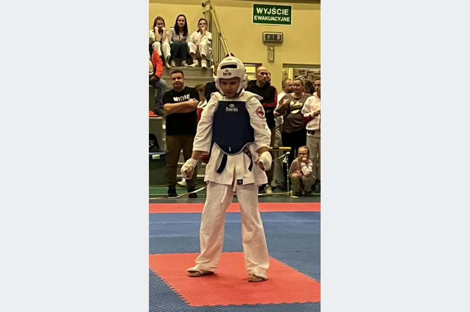 Tuzin medali podczas Otwartych Mistrzostw Powiatu Rybnickiego dla karateków ARS Klub Kyokushinkai - zdjęcie 15