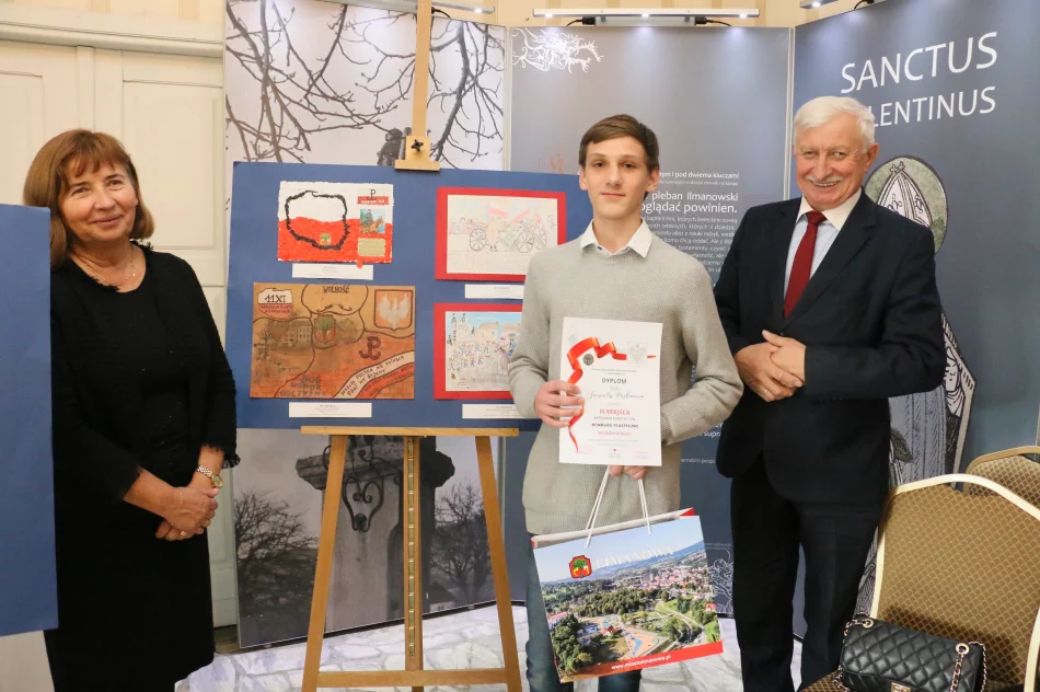 Uroczyste podsumowanie konkursu plastycznego „Młodzi Patrioci” - zdjęcie 5