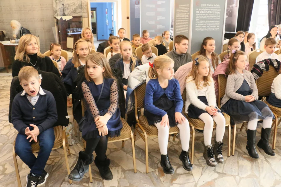 Uroczyste podsumowanie konkursu „Młodzi Patrioci” - zdjęcie 2