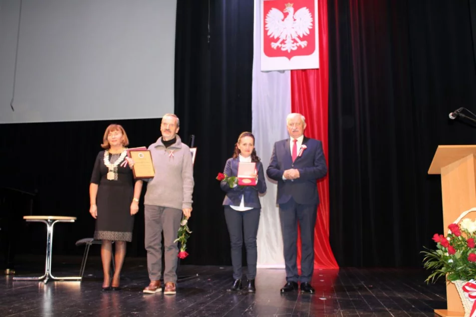 Pośmiertnie uhonorowano artystę i patriotę - zdjęcie 2