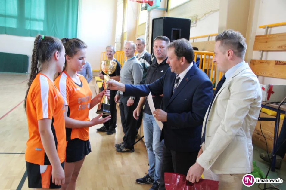 Dziewczęta ze Starej Wsi I bezkonkurencyjne! - zdjęcie 2