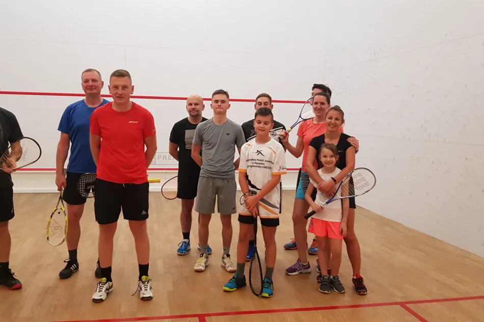Nocny turniej  Squasha Limanowej  - zdjęcie 2