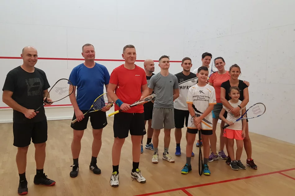 Nocny turniej  Squasha Limanowej  - zdjęcie 6
