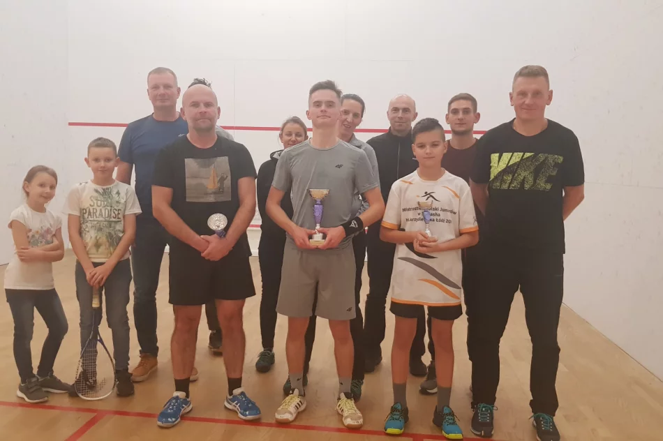 Nocny turniej  Squasha Limanowej  - zdjęcie 8