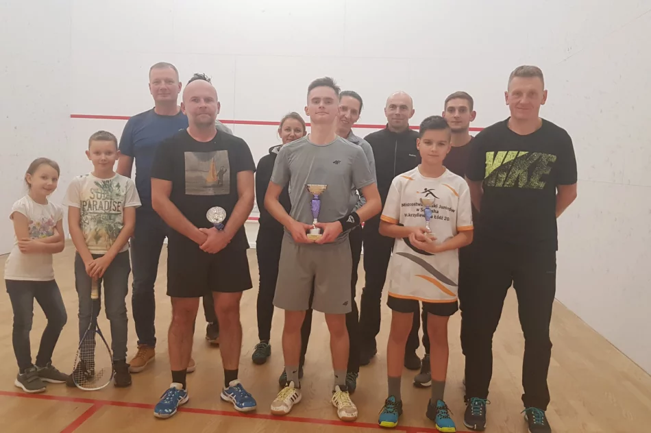 Nocny turniej  Squasha Limanowej  - zdjęcie 11