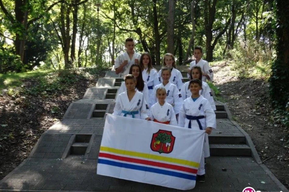 10 medali karateków ARS Klub Kyokushinkai Limanowa na rozpoczęcie nowego sezonu - zdjęcie 4