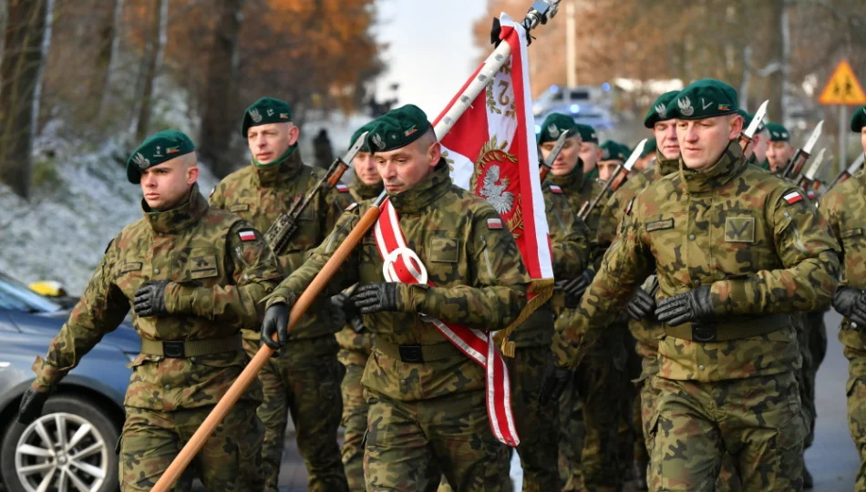 Lubelskie: rozpoczęły się uroczystości pogrzebowe pierwszej z ofiar eksplozji w Przewodowie - zdjęcie 1