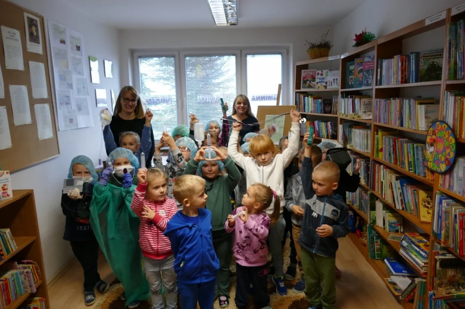 Przedstawiła twórczość i opowiedziała o swojej pracy - zdjęcie 10