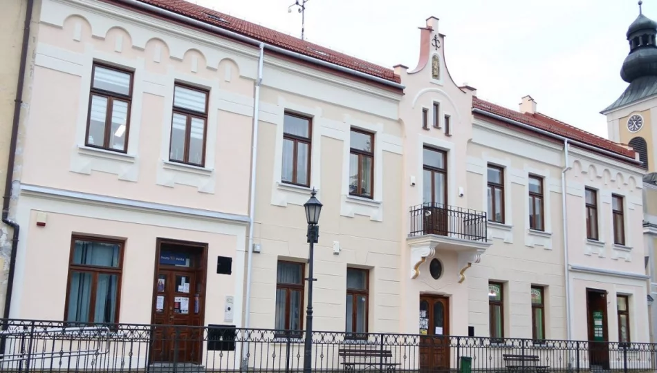 "Na co idą inne pieniądze? Jakie są inne wydatki urzędu? Ile projektów trafiło do kosza?" - zdjęcie 1