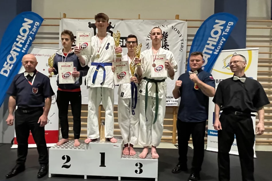 14 medali dla karateków ARS Limanowa – JONIEC Team na Ogólnopolskim Turnieju Karate Kyokushin w Nowym Targu - zdjęcie 5