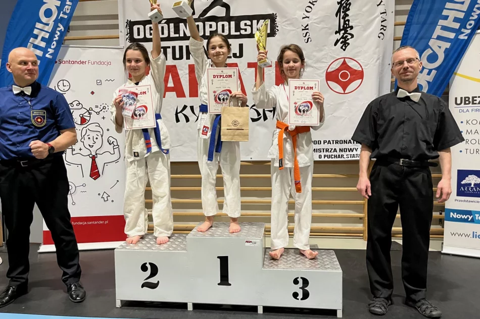 14 medali dla karateków ARS Limanowa – JONIEC Team na Ogólnopolskim Turnieju Karate Kyokushin w Nowym Targu - zdjęcie 12