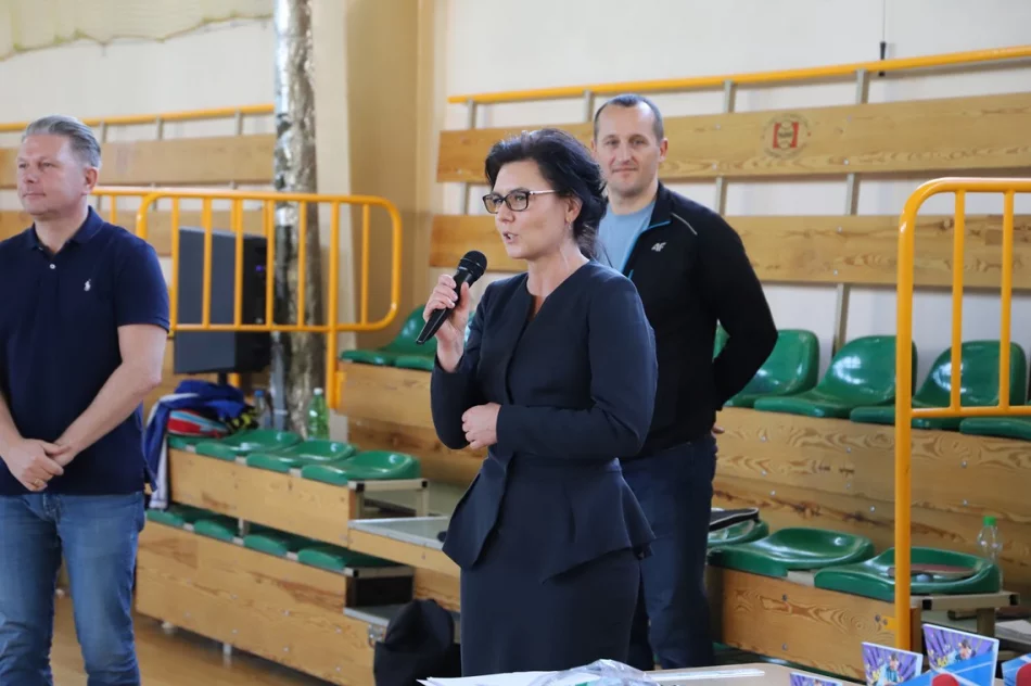 Młodzież z Młynnego bezkonkurencyjna w tenisie stołowym - zdjęcie 6