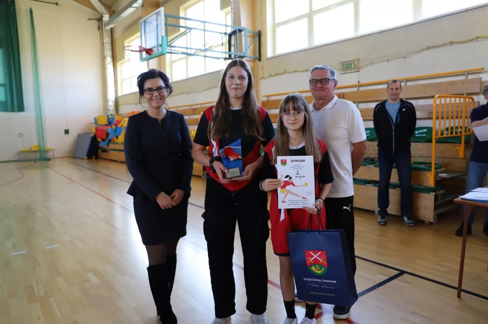 Młodzież z Młynnego bezkonkurencyjna w tenisie stołowym - zdjęcie 10