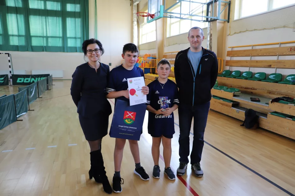 Młodzież z Młynnego bezkonkurencyjna w tenisie stołowym - zdjęcie 15