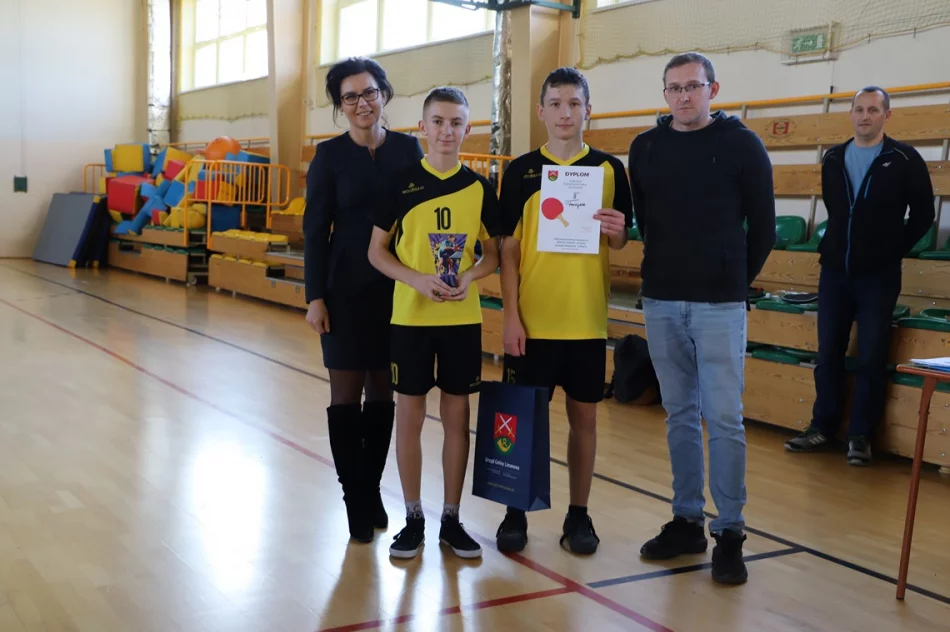 Młodzież z Młynnego bezkonkurencyjna w tenisie stołowym - zdjęcie 17