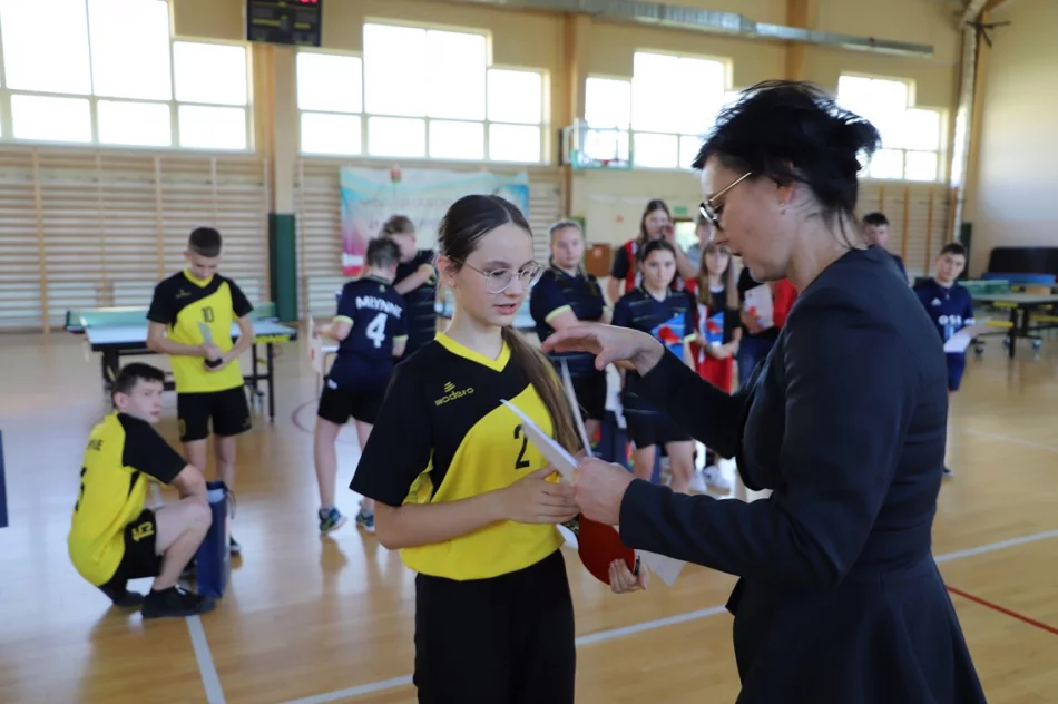 Młodzież z Młynnego bezkonkurencyjna w tenisie stołowym - zdjęcie 19