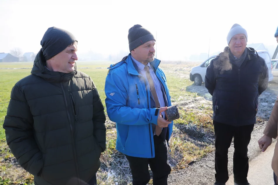 Odbiór kolejnych gminnych dróg - zdjęcie 19