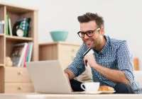 Wygodna pożyczka online bez wychodzenia z domu - zdjęcie główne