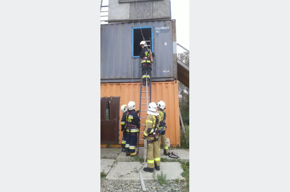 Ślubowanie strażaków-ochotników  - zdjęcie 12