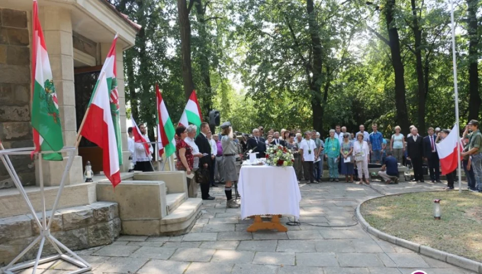 Delegacja z Węgier odwiedziła Wzgórze Jabłoniec - zdjęcie 1