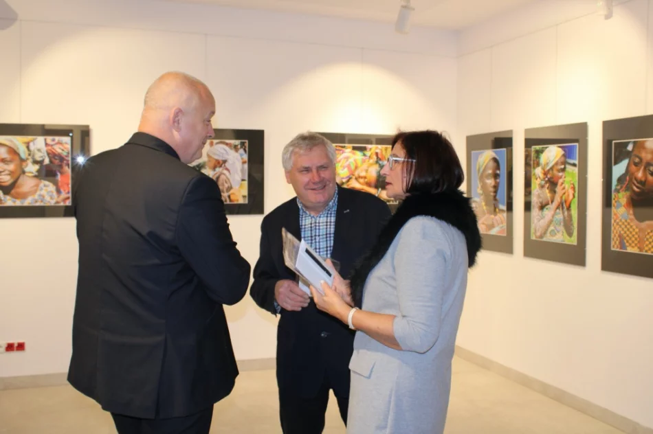 W galerii można podziwiać fragment Czarnego Lądu - zdjęcie 20