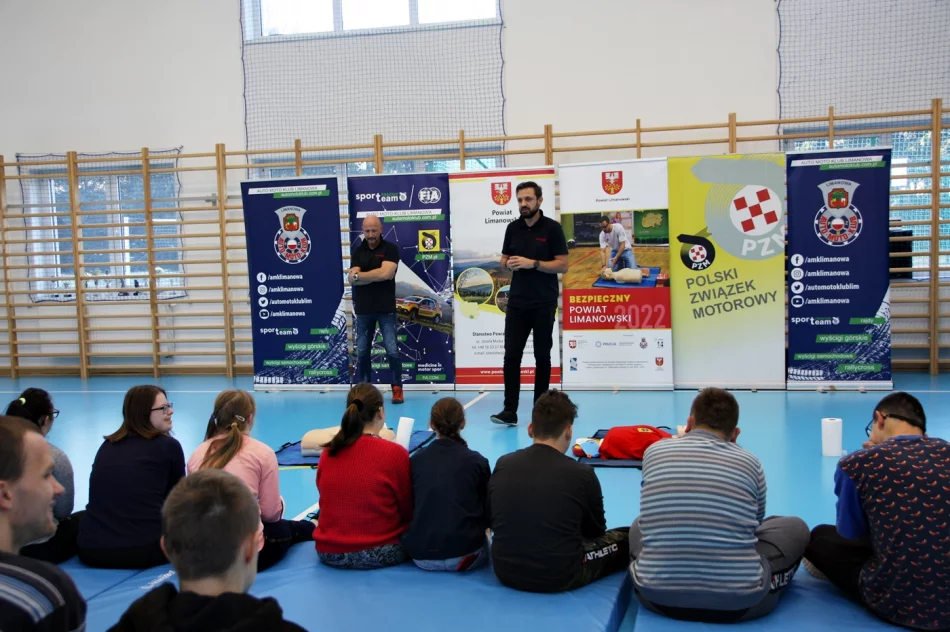 Trwają warsztaty i prelekcje w szkołach - zdjęcie 4