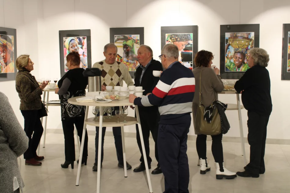 Fragment Czarnego Lądu można podziwiać w Miejskiej Galerii Sztuki - zdjęcie 18