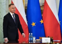 CBOS: Andrzej Duda, Szymon Hołownia i Mateusz Morawiecki z największym zaufaniem - zdjęcie główne
