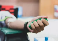 Policjanci zapraszają na zbiórkę krwi - zdjęcie główne