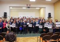 Wsparcie dla szkół przekazane - zdjęcie główne