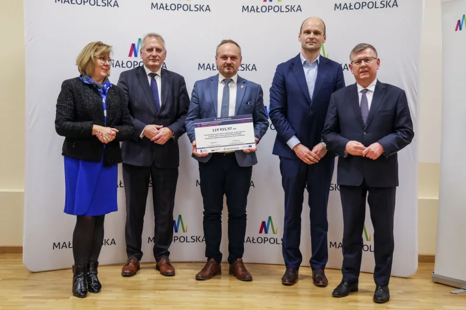 Wsparcie dla szkół przekazane - zdjęcie 5