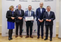 Dofinansowanie na zakup sprzętu i pomocy dydaktycznych dla gminnych szkół - zdjęcie główne