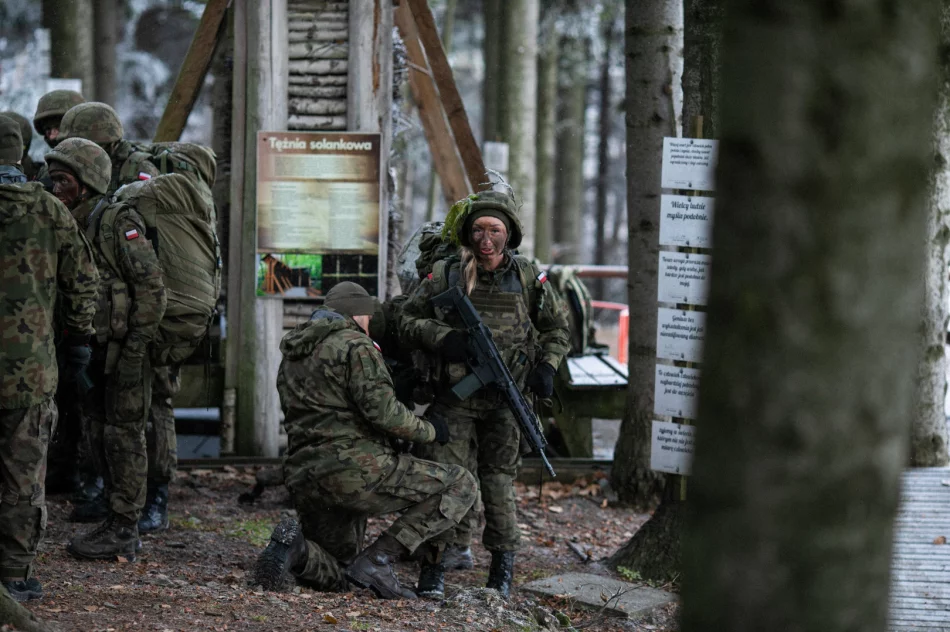 Pętla taktyczna, czyli wojskowe zimowe wyzwanie na szczycie Łysej Góry - zdjęcie 12