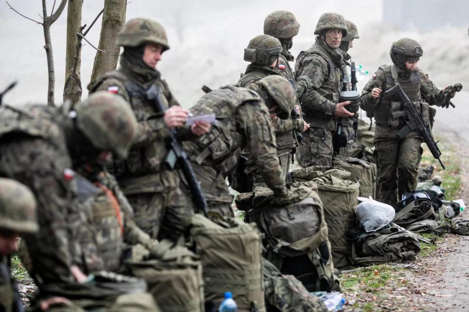 Pętla taktyczna, czyli wojskowe zimowe wyzwanie na szczycie Łysej Góry - zdjęcie 13