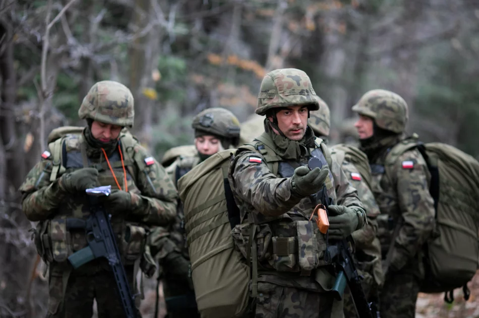 Pętla taktyczna, czyli wojskowe zimowe wyzwanie na szczycie Łysej Góry - zdjęcie 18
