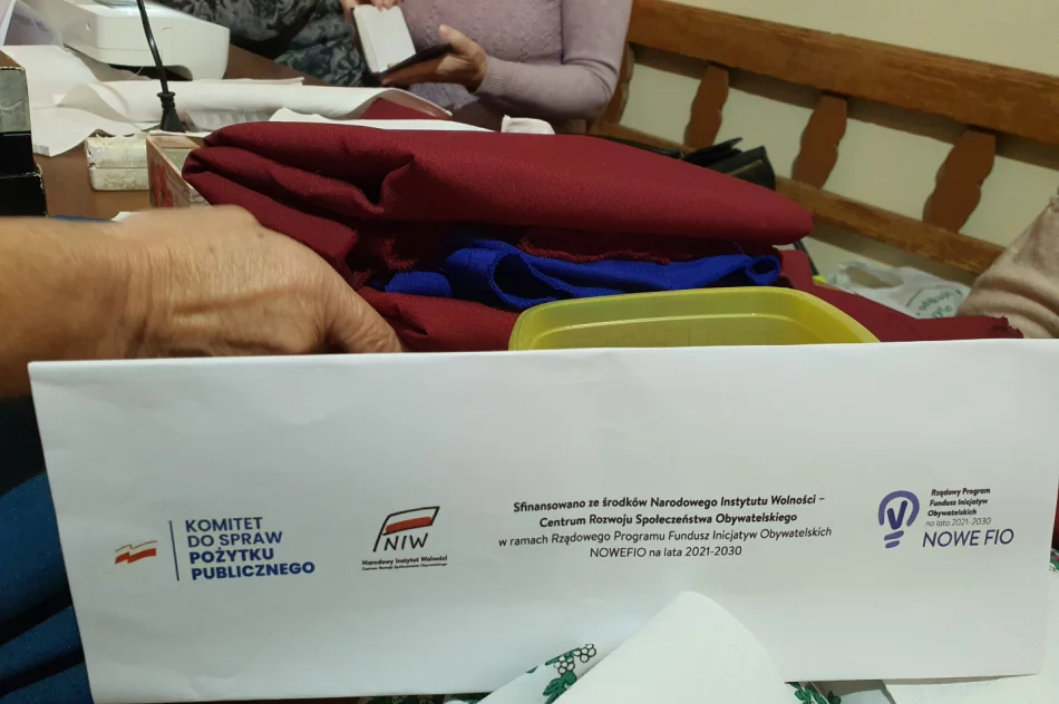 Krawieckie warsztaty z KGW Męcina - zdjęcie 9