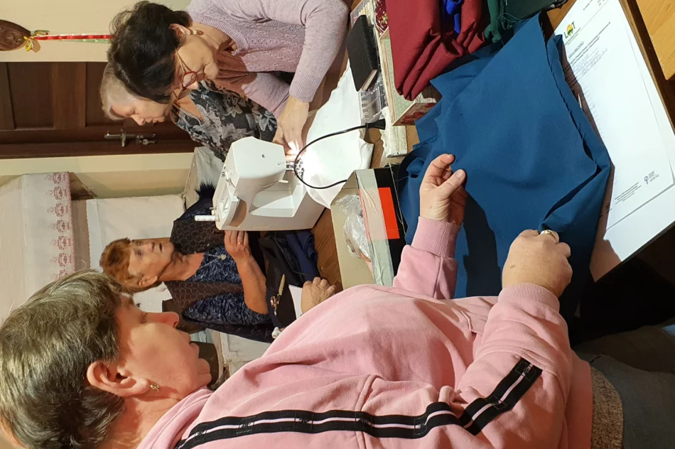 Krawieckie warsztaty z KGW Męcina - zdjęcie 15