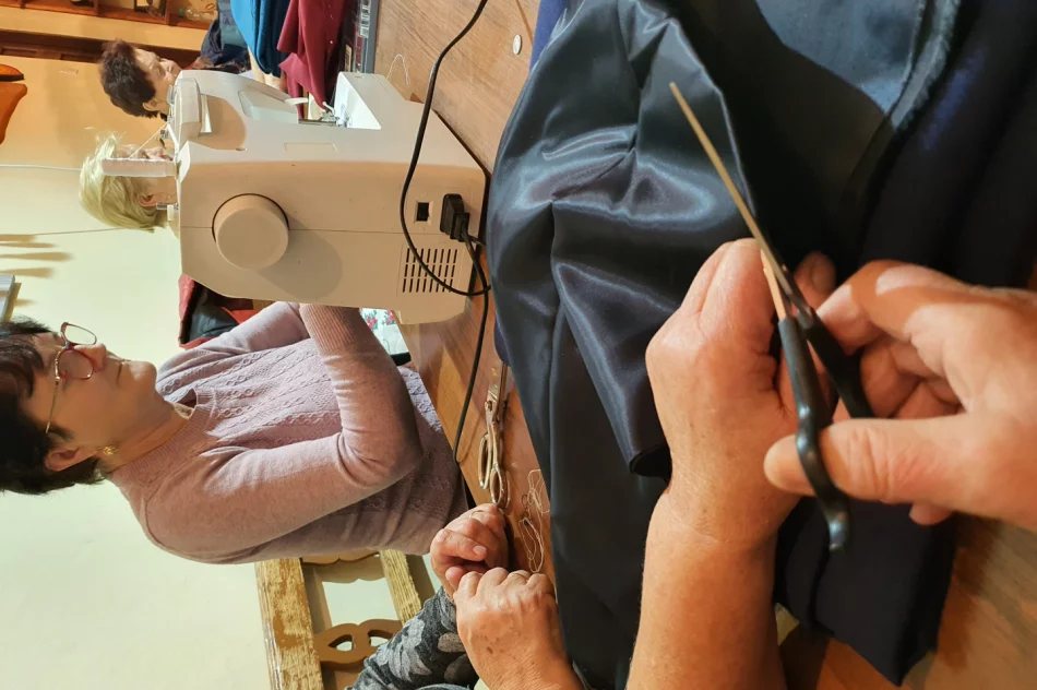 Krawieckie warsztaty z KGW Męcina - zdjęcie 18