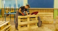 Młodzież tworzy w szkole strefy relaksu - zdjęcie 2
