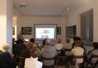 Wirtualna rzeczywistość – w MBP w Limanowej trwają warsztaty dla seniorów - zdjęcie główne