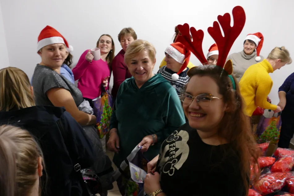 Mikołajkowa Akcja dla chorych kobiet przebywających w szpitalach - zdjęcie 5