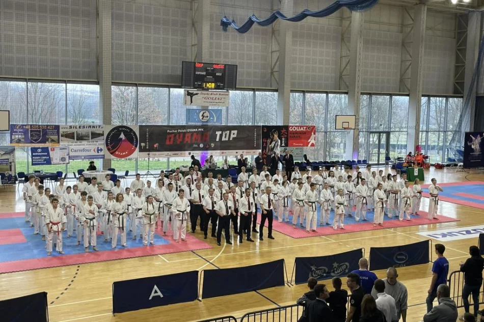 Puchar Polski i srebro dla zawodników Limanowskiego Klubu Kyokushin Karate - zdjęcie 7