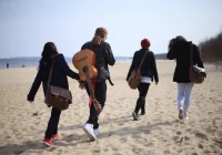 Co to znaczy "Essa"? Młodzieżowe Słowo Roku 2022 - zdjęcie główne