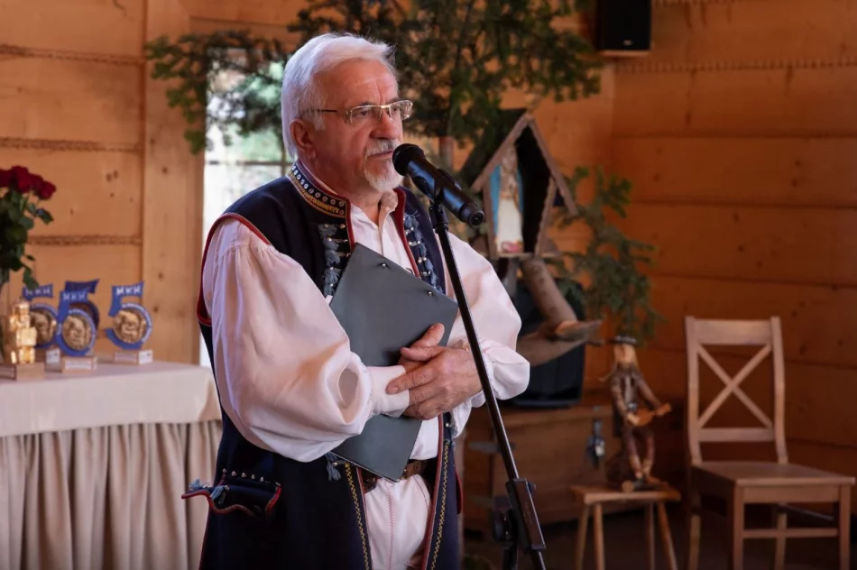 Konkurs gry na wyjątkowym instrumencie - zdjęcie 2