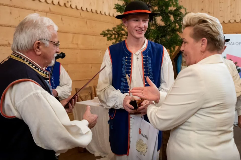 Konkurs gry na wyjątkowym instrumencie - zdjęcie 15