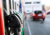 Wróci 23 proc. VAT na paliwo - wiceminister tłumaczy - zdjęcie główne