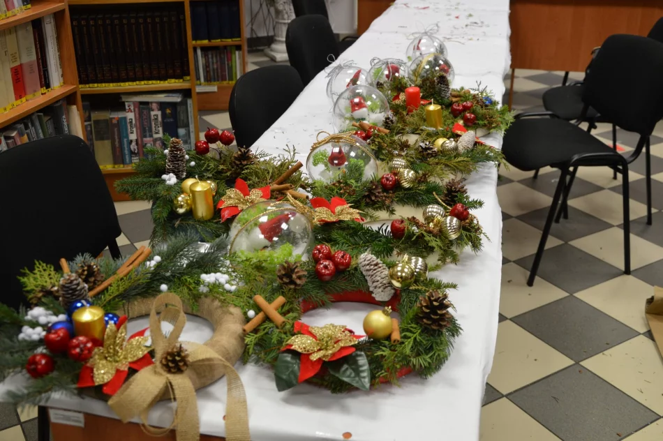 "Nic tak nie cieszy, jak samodzielnie wykonana dekoracja świąteczna" - zdjęcie 7