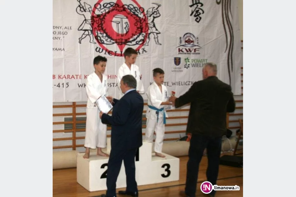 10 medali i drugie miejsce ARS Klub Kyokushinkai - zdjęcie 4