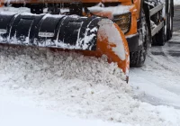 Małopolska: Z powodu opadów śniegu korki na zakopiance i na stromych podjazdach w regionie - zdjęcie główne