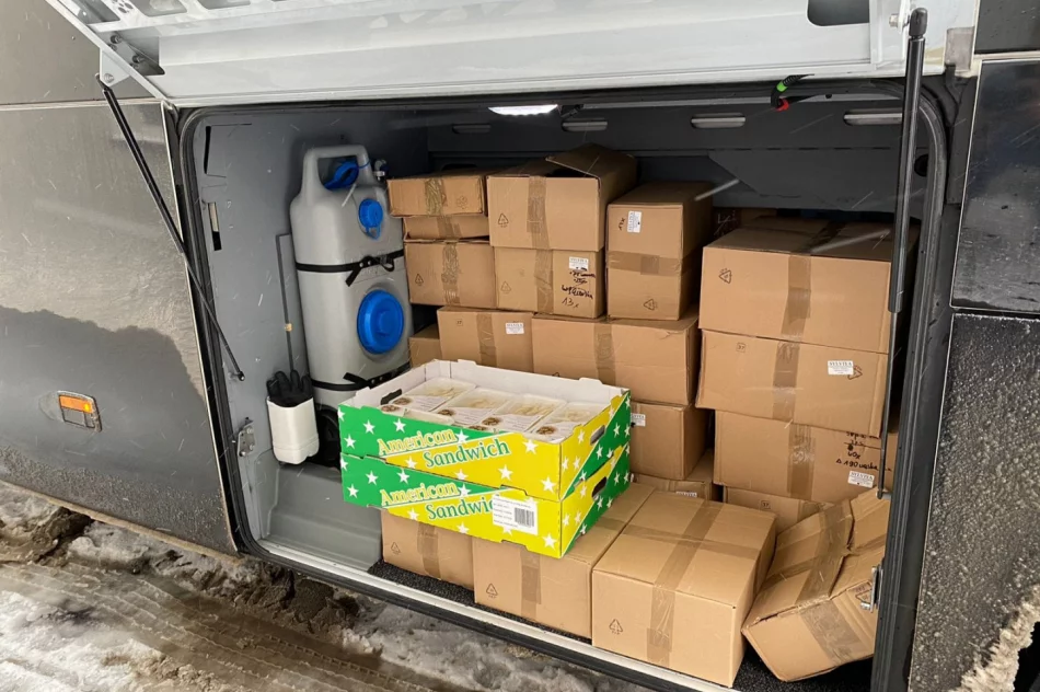 Świąteczny transport z pomocą humanitarną dotarł do Truskawca - zdjęcie 2